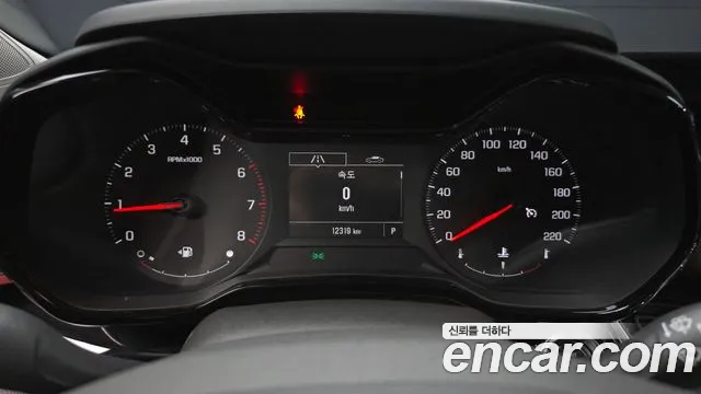 ChevroletGMDaewoo Trax Trax Кроссовер 1.2 Red Line — Фото автомобиля 8