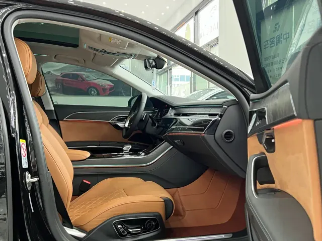 Audi A8 — Фото автомобиля 7