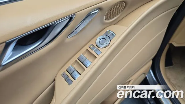 Genesis G80 Бензин 2.5 турбо AWD — Фото автомобиля 15