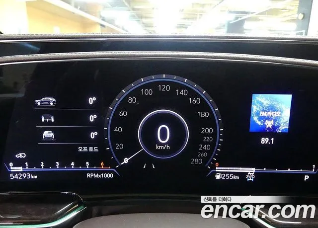 Cadillac Escalade Generation 5 — Фото автомобиля 6