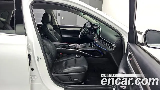 Hyundai Grandeur Новый Grandeur IG — Фото автомобиля 12