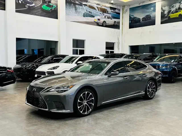 Фотография автомобиля — Lexus LS