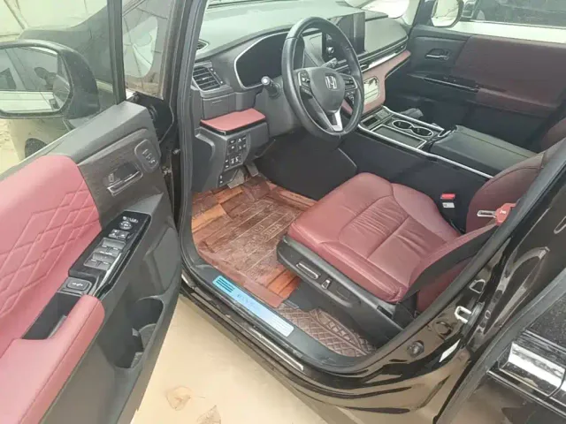 Honda Elysion — Фото автомобиля 15