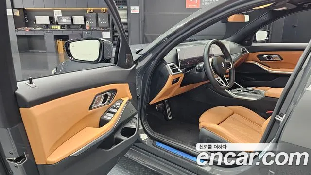 BMW 3-Series 3 серия (G20) 320i M Sport — Фото автомобиля 8