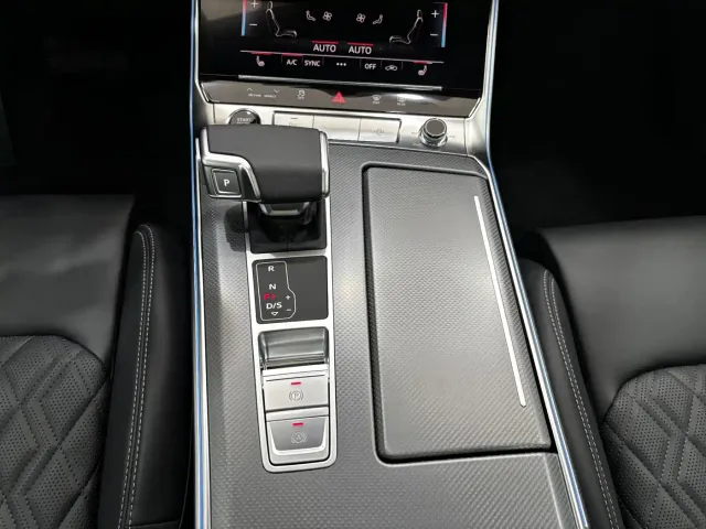 Audi A6L — Фото автомобиля 20