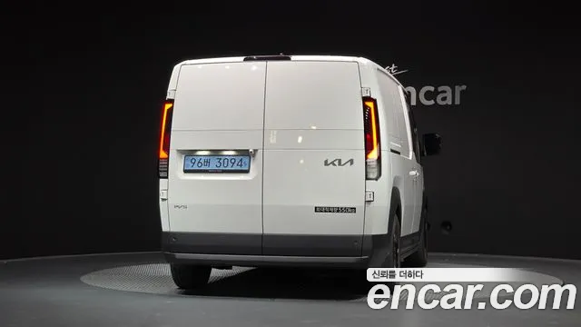 Kia PV5 — Фото автомобиля 4