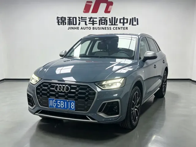 Фотография автомобиля — Audi Q5L