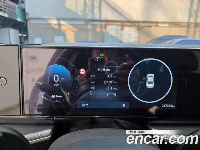 Hyundai Grandeur GN7 — Фото автомобиля 20
