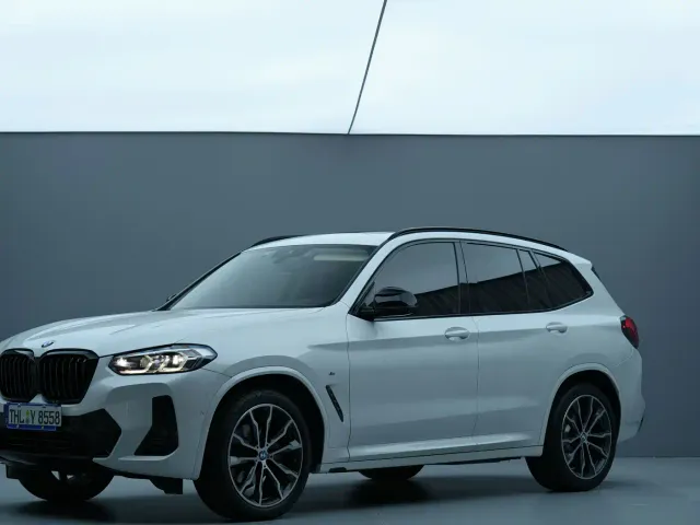 Фотография автомобиля — BMW X3