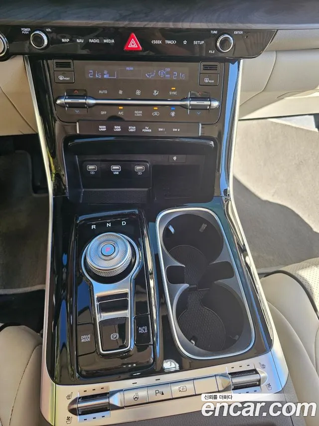 Kia Carnival 4th Gen — Фото автомобиля 12