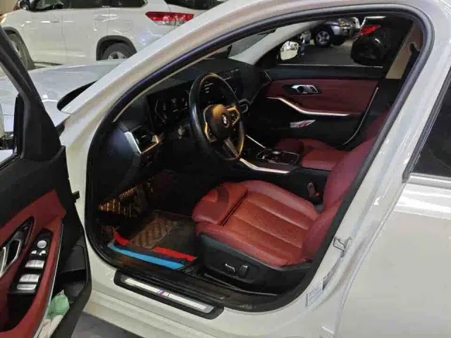BMW 3 Series — Фото автомобиля 6