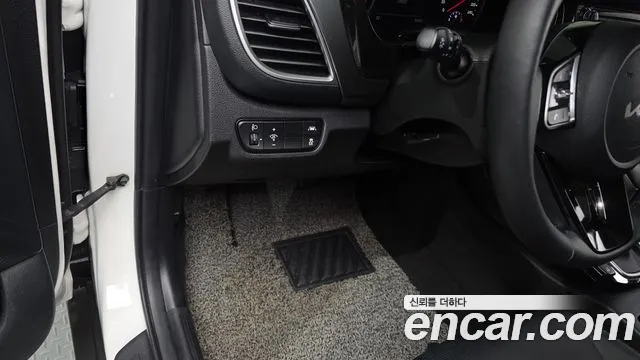 Kia Seltos Seltos Бензин 1.6 турбо 2WD — Фото автомобиля 17