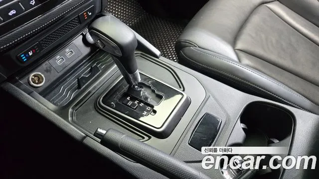 KG_Mobility_Ssangyong Rexton — Фото автомобиля 9