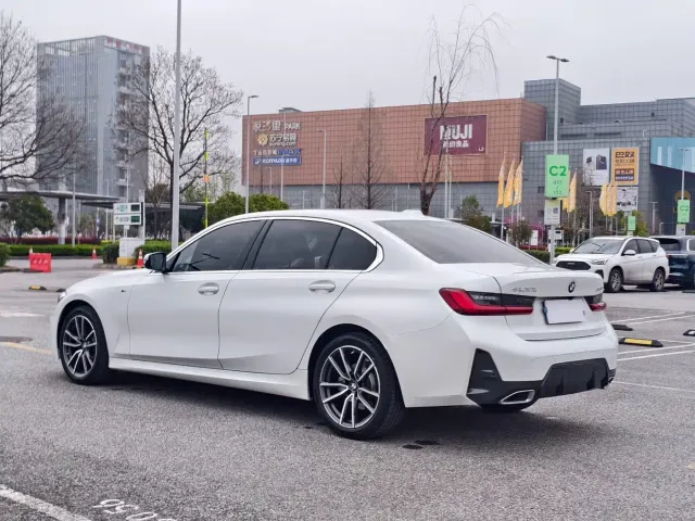 BMW 3 Series — Фото автомобиля 6