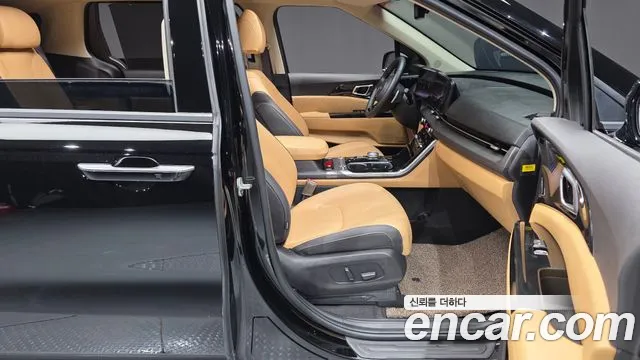 Kia Carnival Generation 4 — Фото автомобиля 16