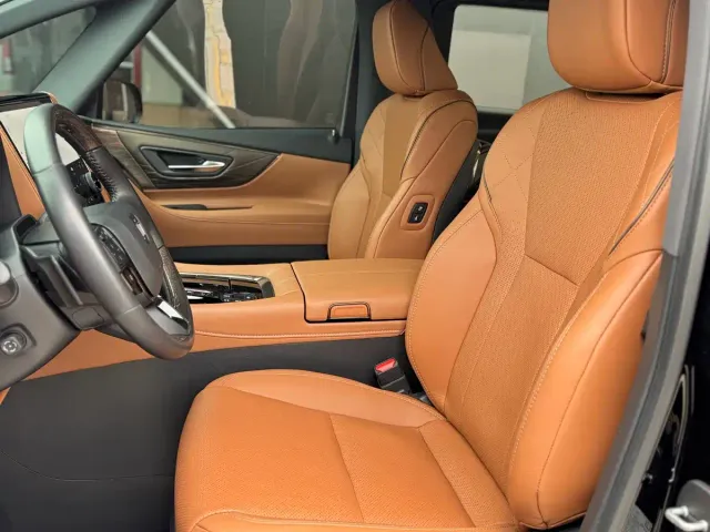 Toyota Vellfire — Фото автомобиля 8