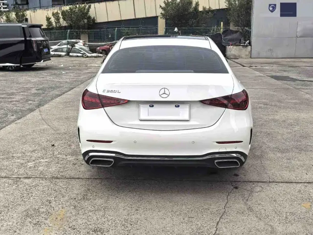Mercedes-Benz C-Class — Фото автомобиля 2