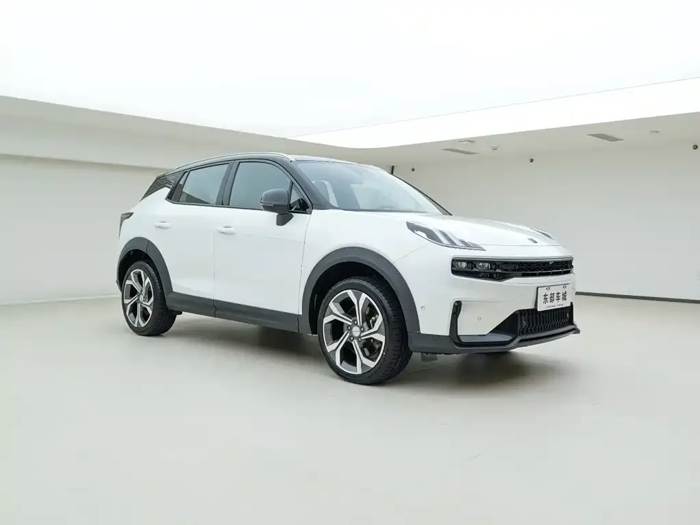 Lynk & Co Lynk & Co 06 2023 Remix 1.5T Power Halo — Фото автомобиля 3