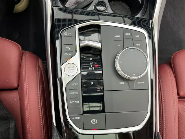 BMW 3 Series — Фото автомобиля 9