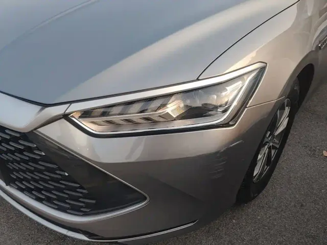 BYD Qin PLUS — Фото автомобиля 23