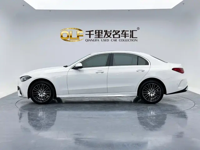 Mercedes-Benz C-Class — Фото автомобиля 7