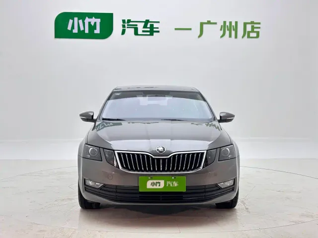 Skoda Octavia — Фото автомобиля 3