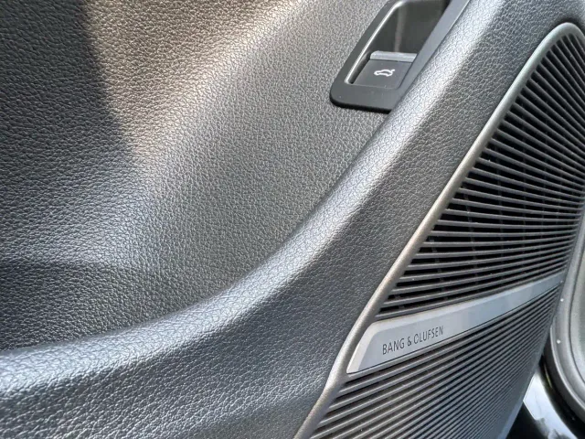 Audi Q7 — Фото автомобиля 7
