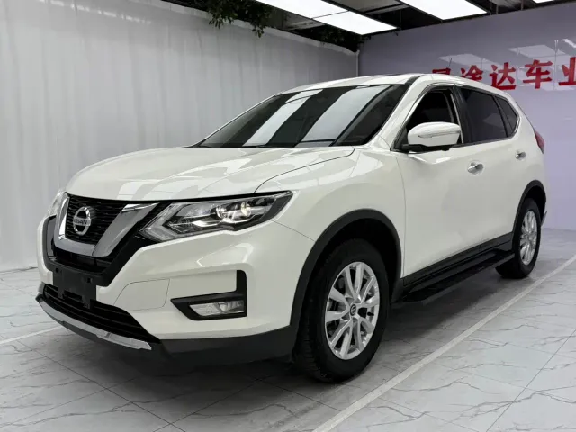 Фотография автомобиля — Nissan X-Trail