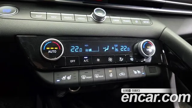 Hyundai Avante CN7 — Фото автомобиля 16
