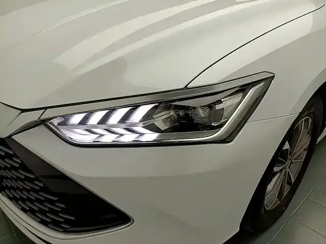 BYD Qin PLUS — Фото автомобиля 17