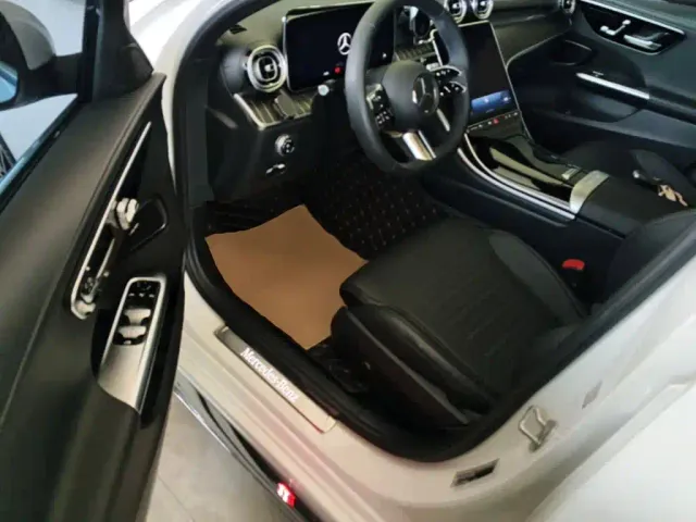 Mercedes-Benz C-Class — Фото автомобиля 15