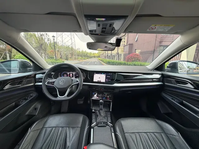 Volkswagen Passat — Фото автомобиля 5