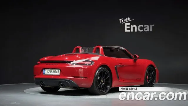 Porsche 718 — Фото автомобиля 2