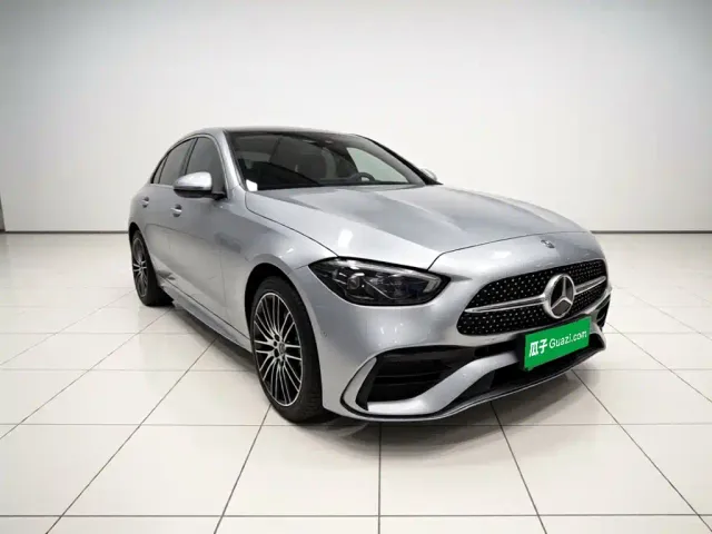 Mercedes-Benz C-Class — Фото автомобиля 3