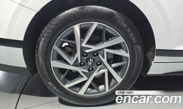 Hyundai Grandeur GN7 — Фото автомобиля 5