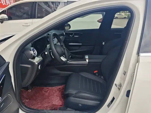Mercedes-Benz C-Class — Фото автомобиля 8