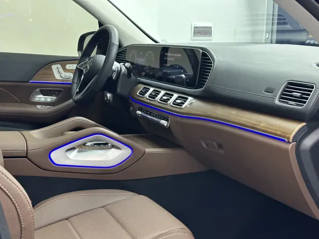 Mercedes-Benz GLE-Class — Фото автомобиля 16
