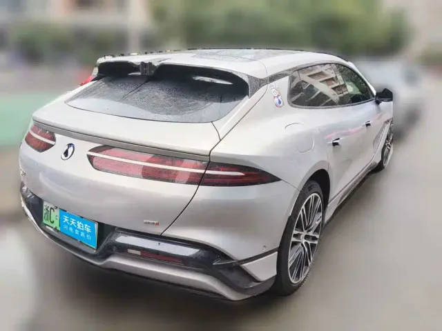 Denza Z9GT — Фото автомобиля 2