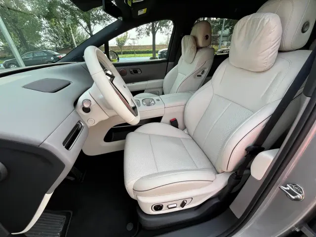 Li Auto i6 — Фото автомобиля 12