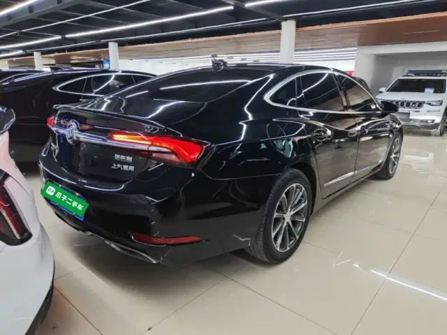 Buick LaCrosse — Фото автомобиля 6