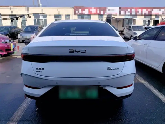 BYD Qin PLUS — Фото автомобиля 5