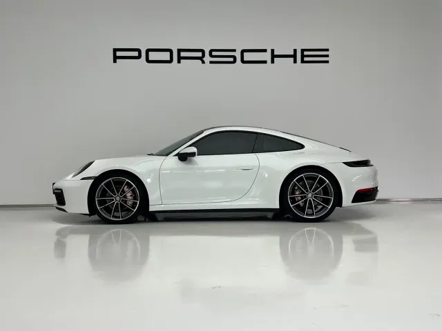 Porsche 911 — Фото автомобиля 2