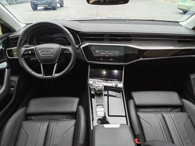 Audi A7 — Фото автомобиля 7
