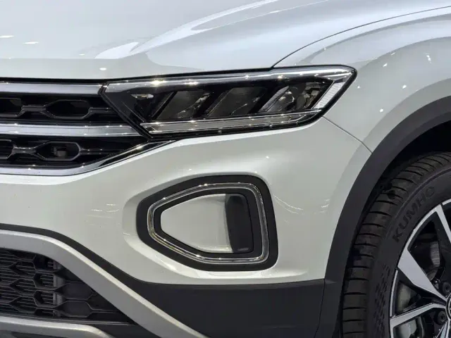 Volkswagen T-Roc — Фото автомобиля 7