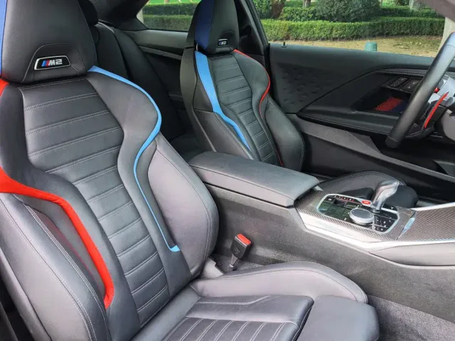 BMW M2 — Фото автомобиля 10