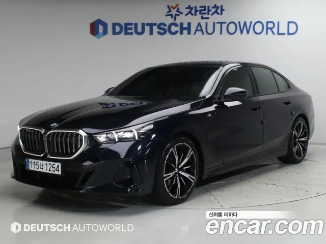 Фотография автомобиля — BMW 5 Series G60