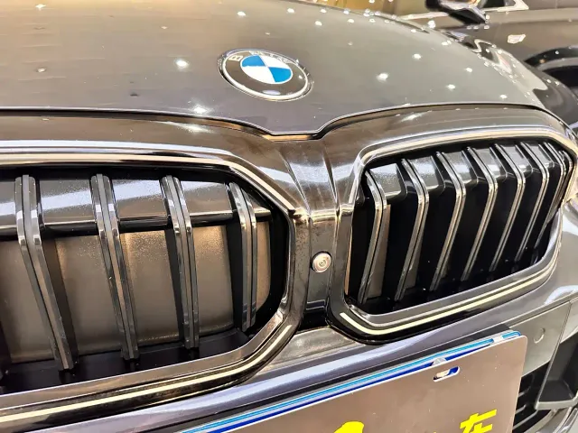 BMW 3 Series — Фото автомобиля 13