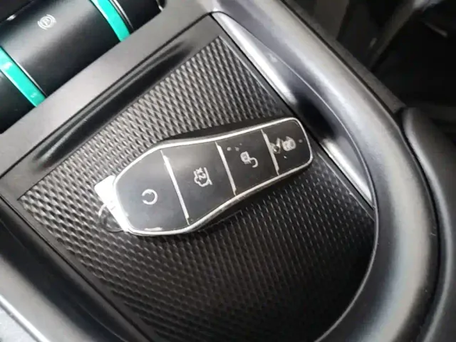 BYD Dolphin — Фото автомобиля 12