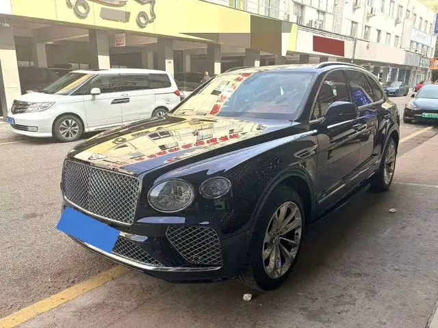 Фотография автомобиля — Bentley Bentayga Hybrid