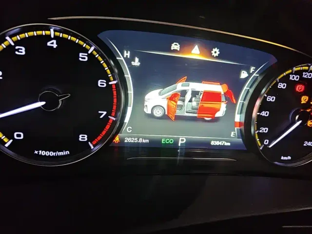 GAC Trumpchi M8 — Фото автомобиля 11
